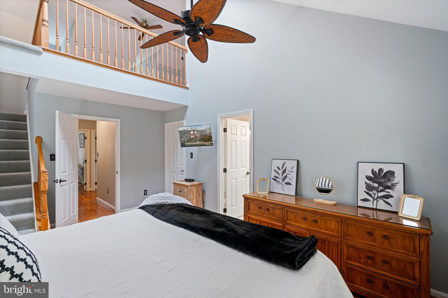 8852 EAGLE ROCK LN, SPRINGFIELD, Virginia 22153, 3 Bedrooms Bedrooms, ,3 BathroomsBathrooms,Residential,For sale,8852 EAGLE ROCK LN,VAFX2276034 MLS # VAFX2276034