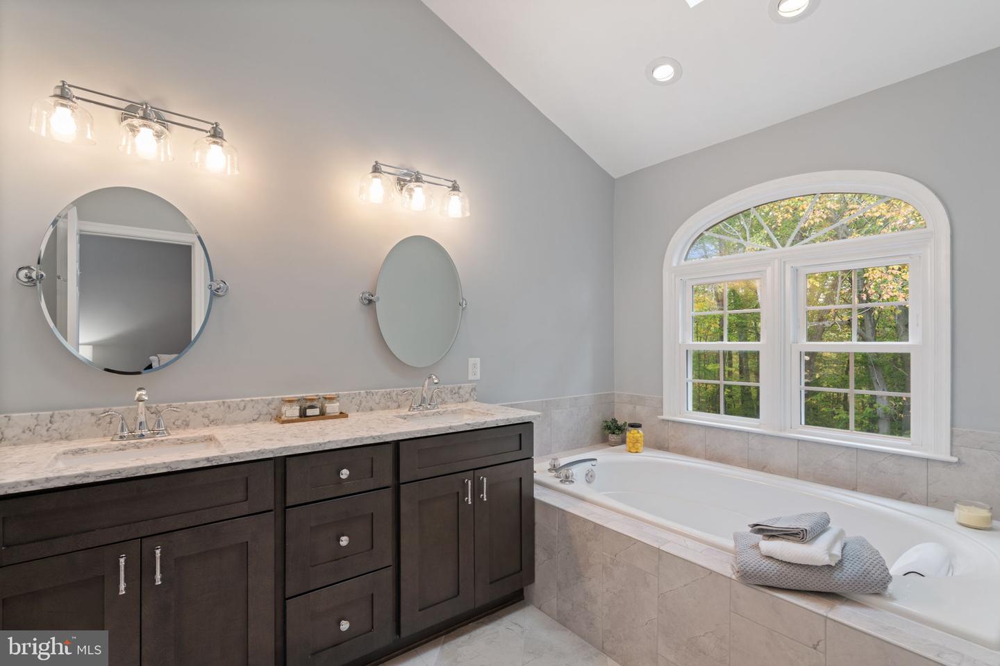 8852 EAGLE ROCK LN, SPRINGFIELD, Virginia 22153, 3 Bedrooms Bedrooms, ,3 BathroomsBathrooms,Residential,For sale,8852 EAGLE ROCK LN,VAFX2276034 MLS # VAFX2276034