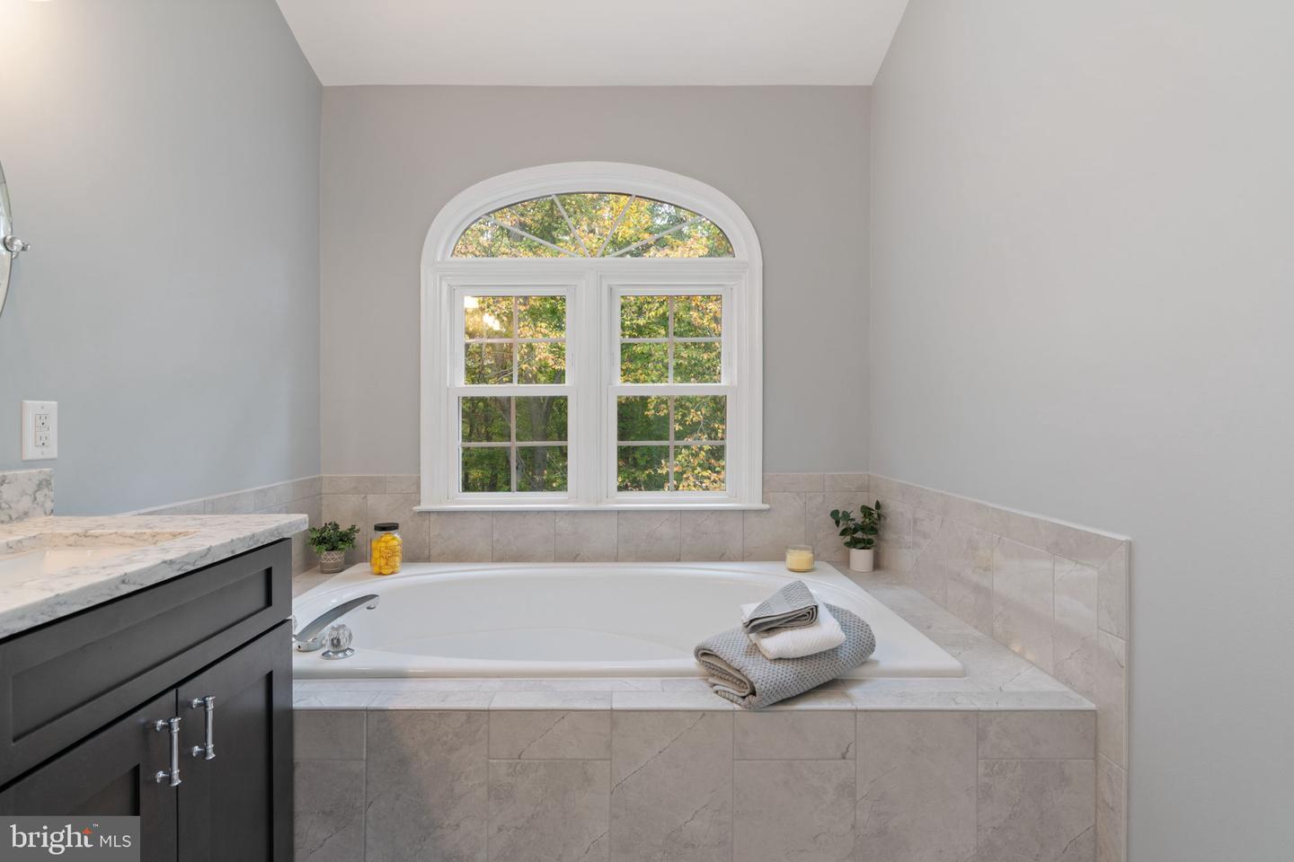 8852 EAGLE ROCK LN, SPRINGFIELD, Virginia 22153, 3 Bedrooms Bedrooms, ,3 BathroomsBathrooms,Residential,For sale,8852 EAGLE ROCK LN,VAFX2276034 MLS # VAFX2276034