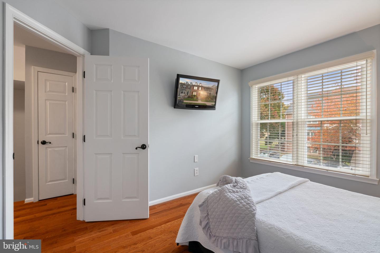 8852 EAGLE ROCK LN, SPRINGFIELD, Virginia 22153, 3 Bedrooms Bedrooms, ,3 BathroomsBathrooms,Residential,For sale,8852 EAGLE ROCK LN,VAFX2276034 MLS # VAFX2276034