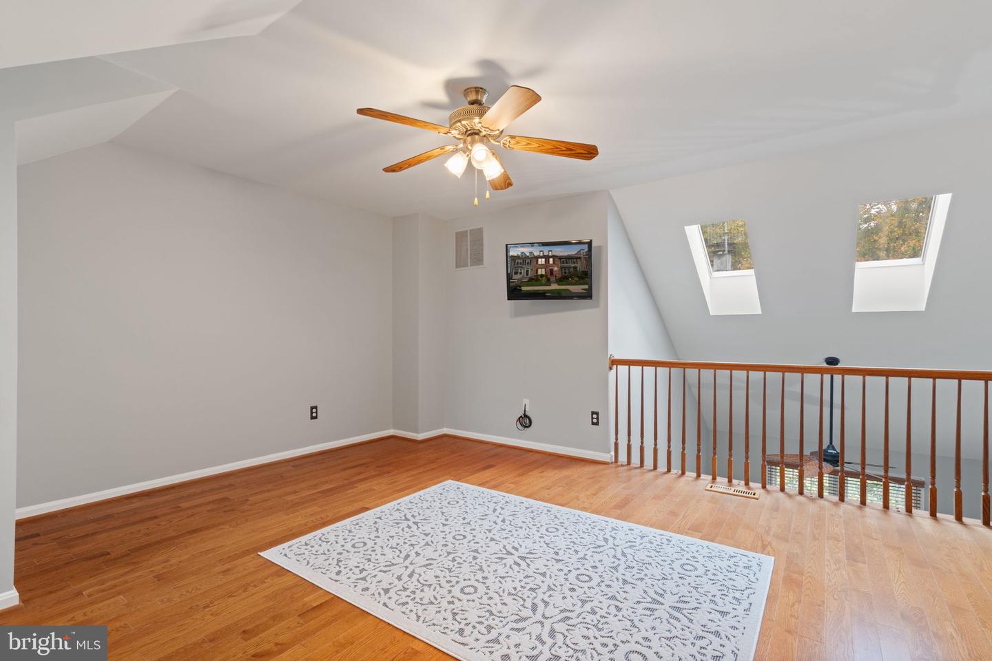 8852 EAGLE ROCK LN, SPRINGFIELD, Virginia 22153, 3 Bedrooms Bedrooms, ,3 BathroomsBathrooms,Residential,For sale,8852 EAGLE ROCK LN,VAFX2276034 MLS # VAFX2276034