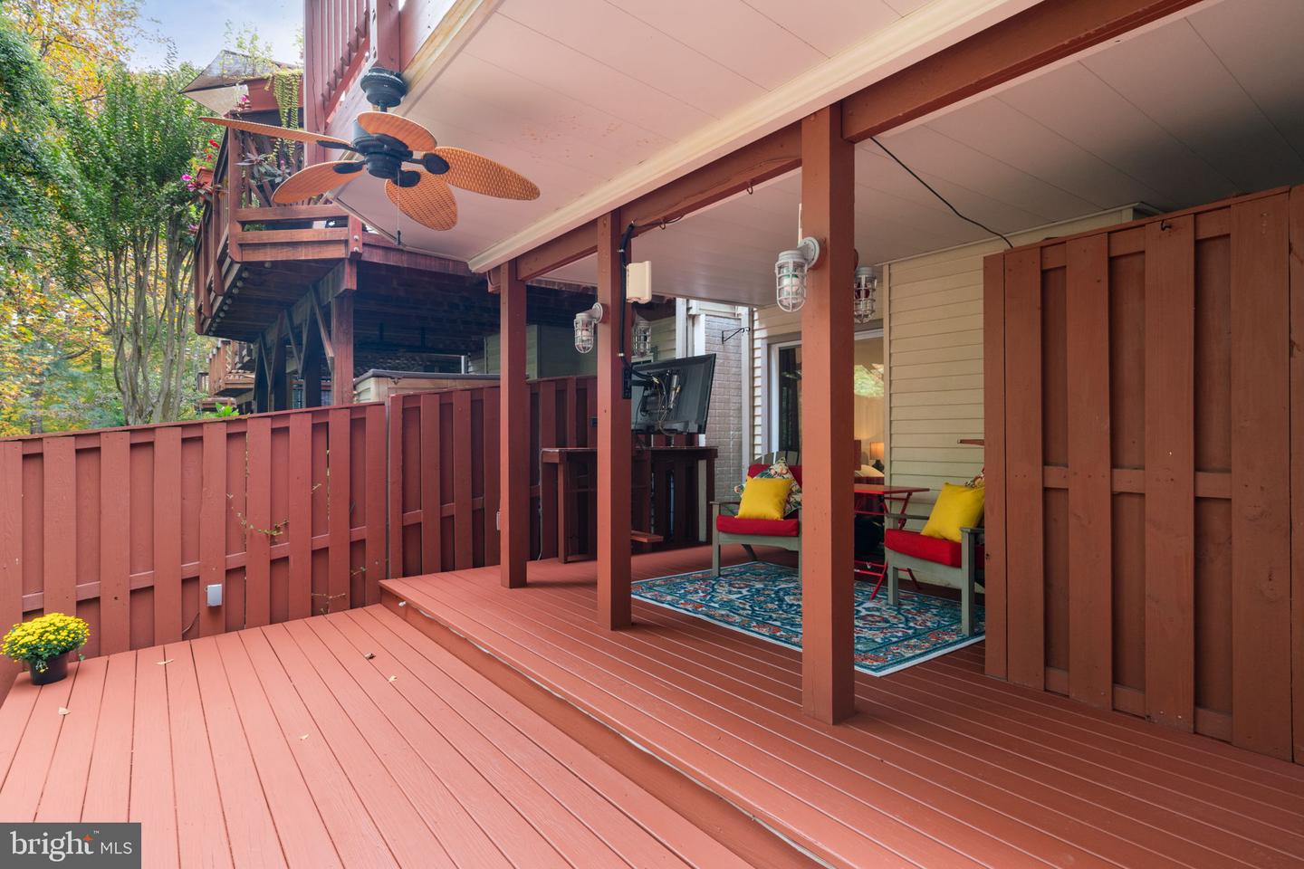 8852 EAGLE ROCK LN, SPRINGFIELD, Virginia 22153, 3 Bedrooms Bedrooms, ,3 BathroomsBathrooms,Residential,For sale,8852 EAGLE ROCK LN,VAFX2276034 MLS # VAFX2276034