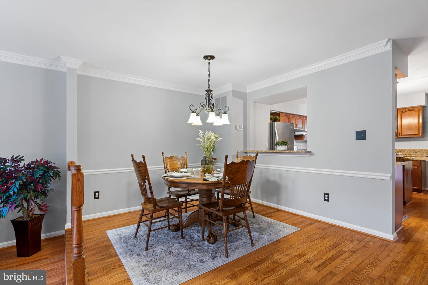 8852 EAGLE ROCK LN, SPRINGFIELD, Virginia 22153, 3 Bedrooms Bedrooms, ,3 BathroomsBathrooms,Residential,For sale,8852 EAGLE ROCK LN,VAFX2276034 MLS # VAFX2276034