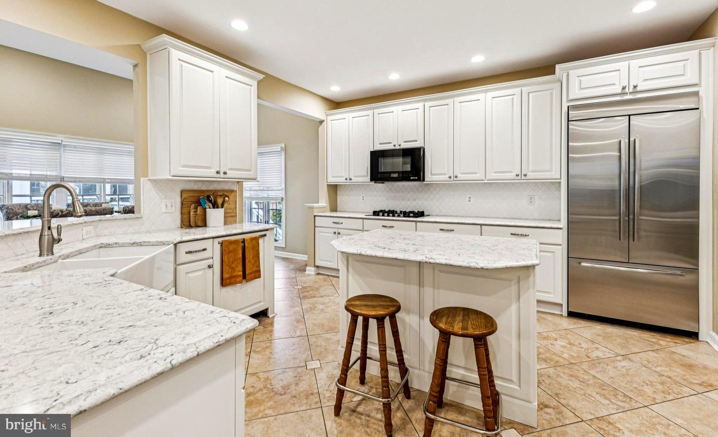 4904 ELSA CT, FAIRFAX, Virginia 22030, 5 Bedrooms Bedrooms, ,4 BathroomsBathrooms,Residential,For sale,4904 ELSA CT,VAFX2276056 MLS # VAFX2276056