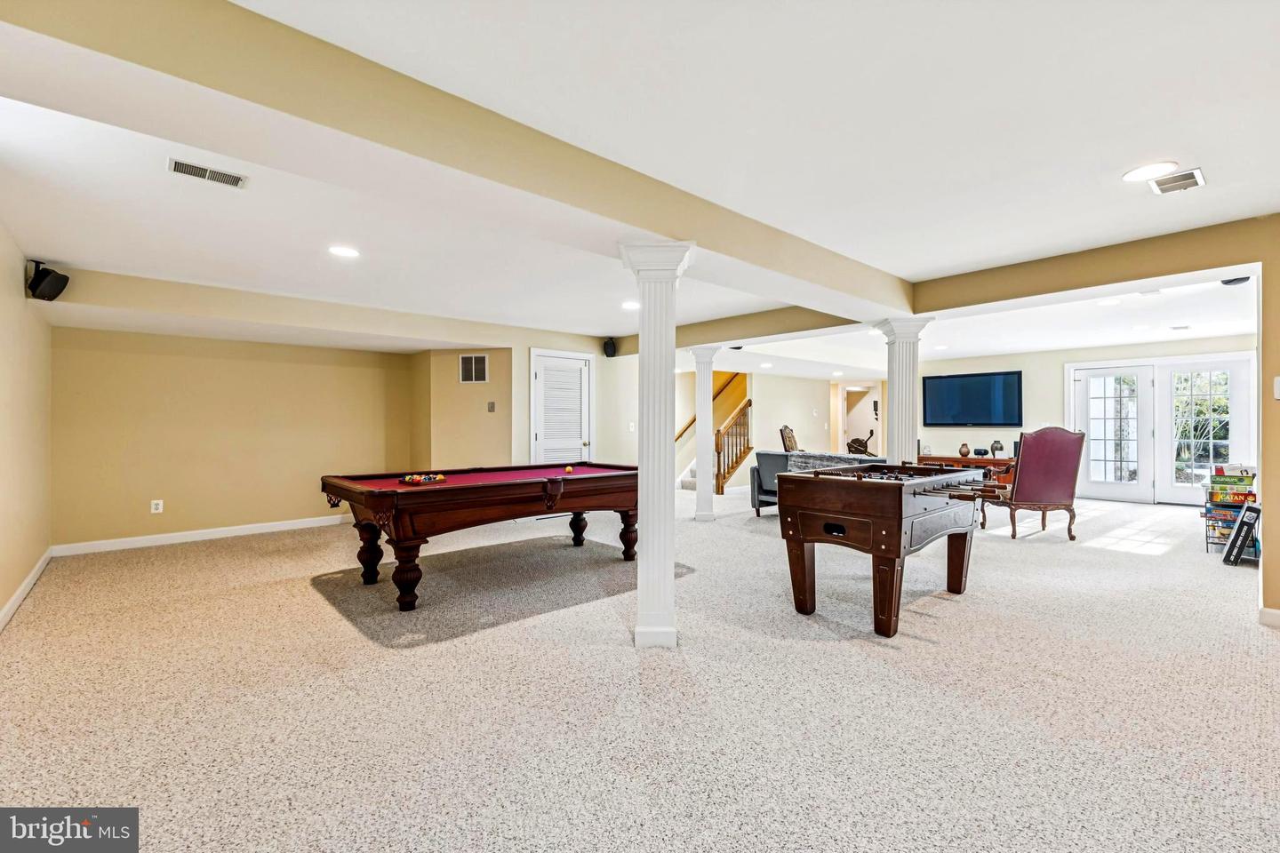 4904 ELSA CT, FAIRFAX, Virginia 22030, 5 Bedrooms Bedrooms, ,4 BathroomsBathrooms,Residential,For sale,4904 ELSA CT,VAFX2276056 MLS # VAFX2276056