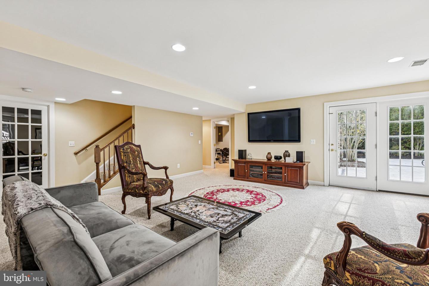 4904 ELSA CT, FAIRFAX, Virginia 22030, 5 Bedrooms Bedrooms, ,4 BathroomsBathrooms,Residential,For sale,4904 ELSA CT,VAFX2276056 MLS # VAFX2276056