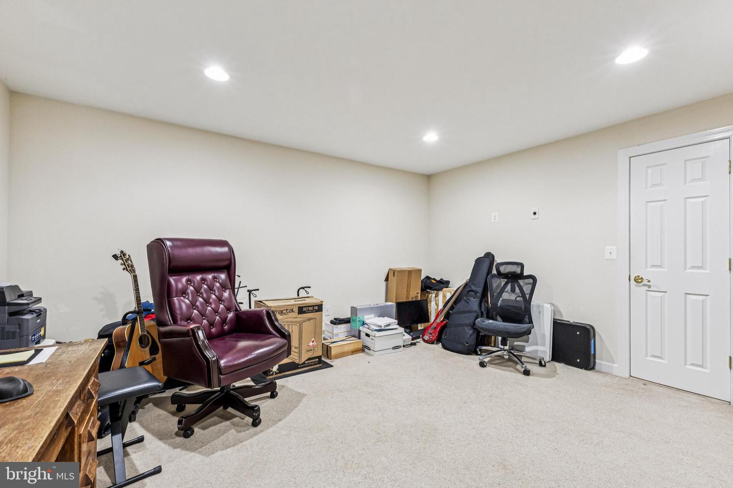 4904 ELSA CT, FAIRFAX, Virginia 22030, 5 Bedrooms Bedrooms, ,4 BathroomsBathrooms,Residential,For sale,4904 ELSA CT,VAFX2276056 MLS # VAFX2276056