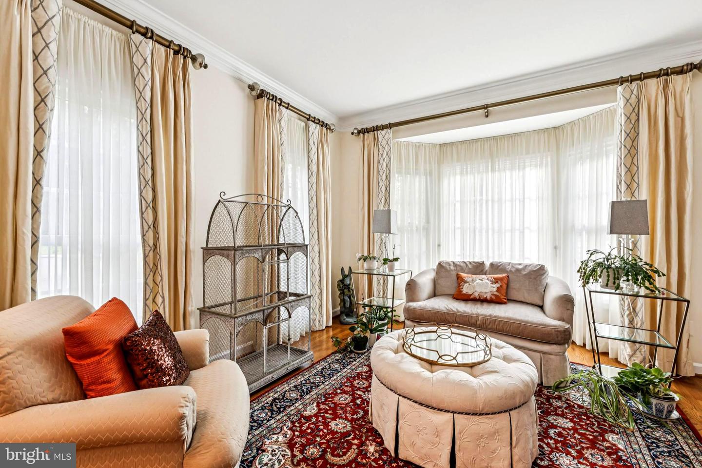 4904 ELSA CT, FAIRFAX, Virginia 22030, 5 Bedrooms Bedrooms, ,4 BathroomsBathrooms,Residential,For sale,4904 ELSA CT,VAFX2276056 MLS # VAFX2276056