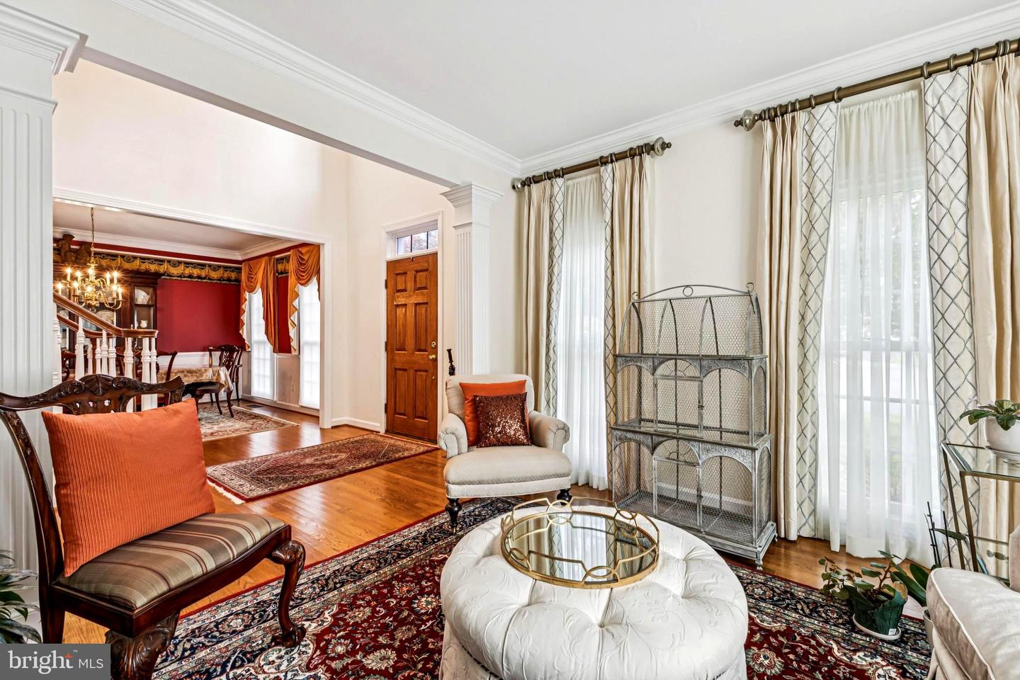 4904 ELSA CT, FAIRFAX, Virginia 22030, 5 Bedrooms Bedrooms, ,4 BathroomsBathrooms,Residential,For sale,4904 ELSA CT,VAFX2276056 MLS # VAFX2276056