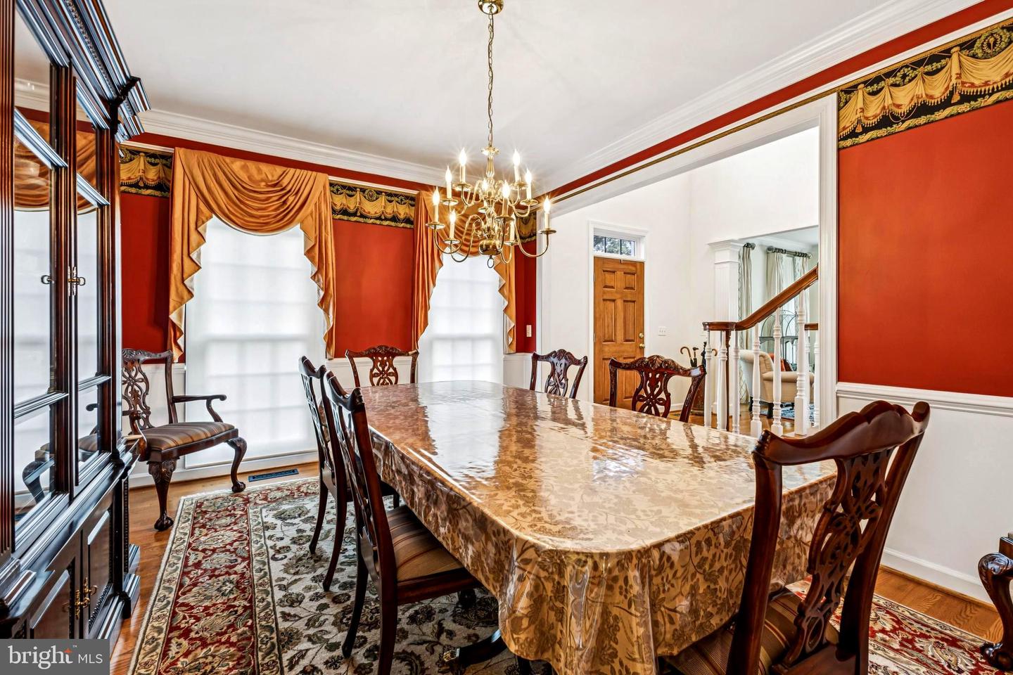 4904 ELSA CT, FAIRFAX, Virginia 22030, 5 Bedrooms Bedrooms, ,4 BathroomsBathrooms,Residential,For sale,4904 ELSA CT,VAFX2276056 MLS # VAFX2276056