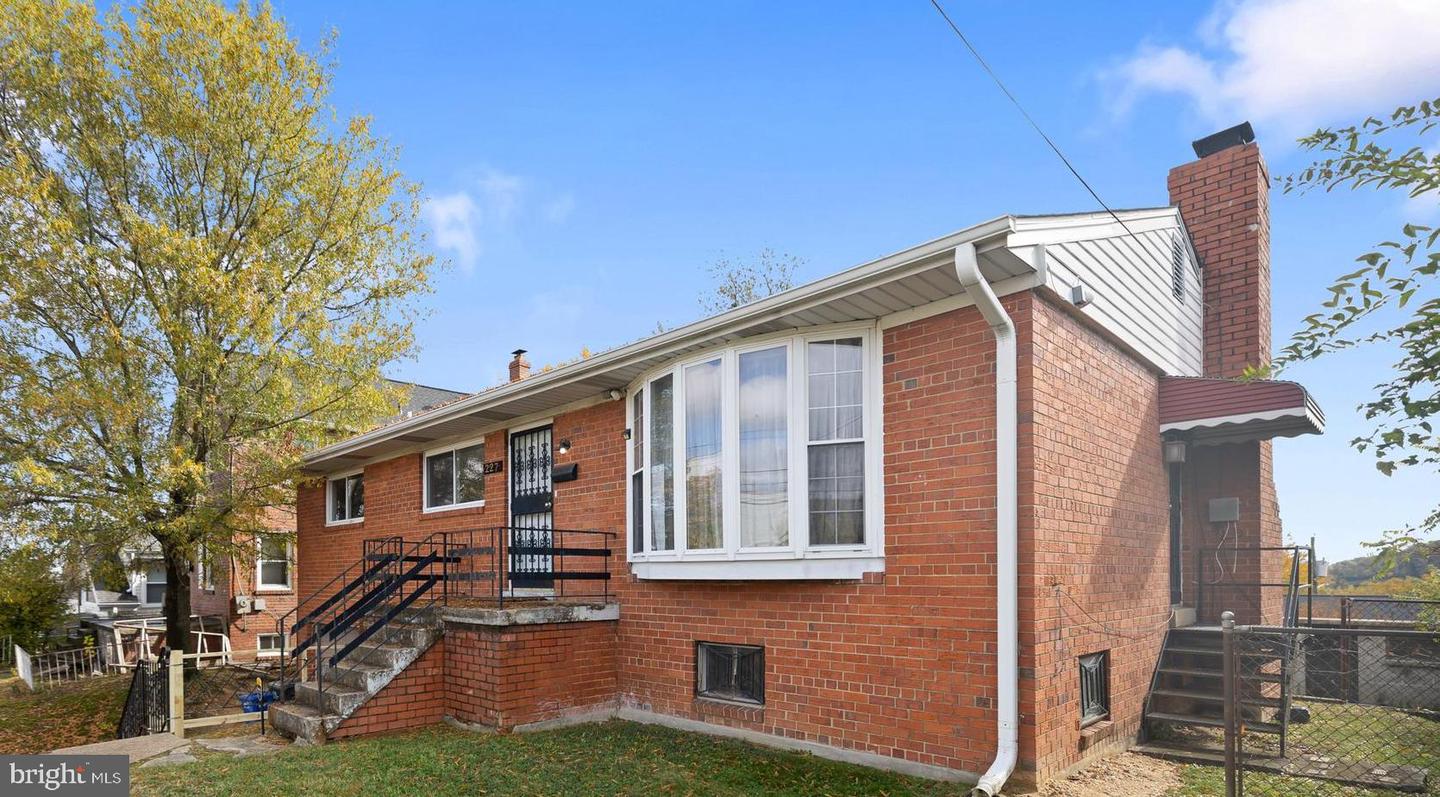 227 ONEIDA ST NE, WASHINGTON, District Of Columbia 20011, 4 Bedrooms Bedrooms, ,3 BathroomsBathrooms,Residential,For sale,227 ONEIDA ST NE,DCDC2228964 MLS # DCDC2228964 227 ONEIDA ST NE, WASHINGTON, District Of Columbia 20011, 4 Bedrooms Bedrooms, ,3 BathroomsBathrooms,Residential,For sale,227 ONEIDA ST NE,DCDC2228964 MLS # DCDC2228964