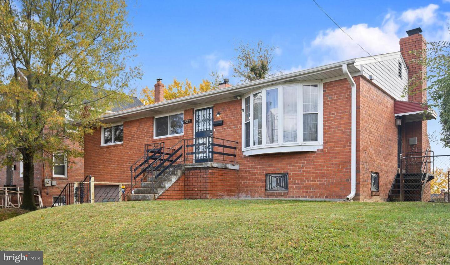 227 ONEIDA ST NE, WASHINGTON, District Of Columbia 20011, 4 Bedrooms Bedrooms, ,3 BathroomsBathrooms,Residential,For sale,227 ONEIDA ST NE,DCDC2228964 MLS # DCDC2228964 227 ONEIDA ST NE, WASHINGTON, District Of Columbia 20011, 4 Bedrooms Bedrooms, ,3 BathroomsBathrooms,Residential,For sale,227 ONEIDA ST NE,DCDC2228964 MLS # DCDC2228964