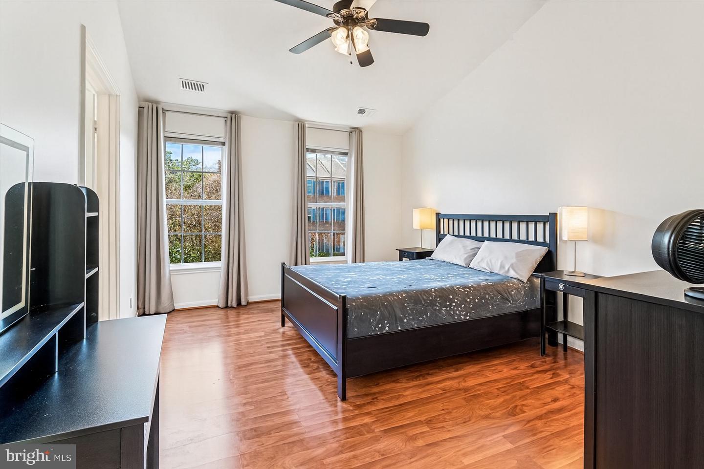 15521 PORT WASHINGTON CT, DUMFRIES, Virginia 22025, 3 Bedrooms Bedrooms, ,3 BathroomsBathrooms,Residential,For sale,15521 PORT WASHINGTON CT,VAPW2106728 MLS # VAPW2106728