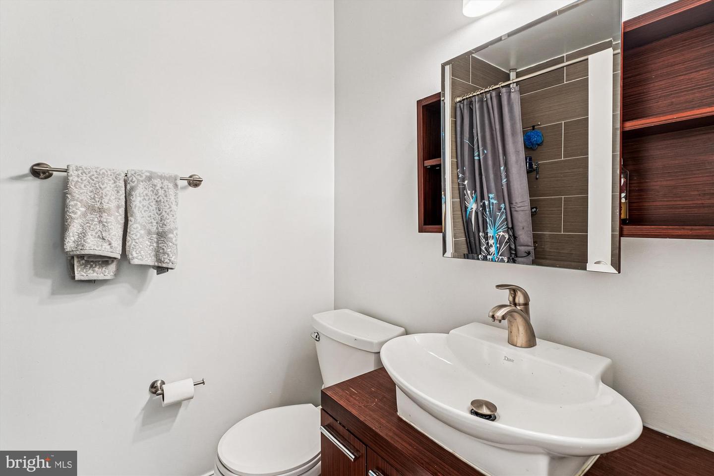 15521 PORT WASHINGTON CT, DUMFRIES, Virginia 22025, 3 Bedrooms Bedrooms, ,3 BathroomsBathrooms,Residential,For sale,15521 PORT WASHINGTON CT,VAPW2106728 MLS # VAPW2106728