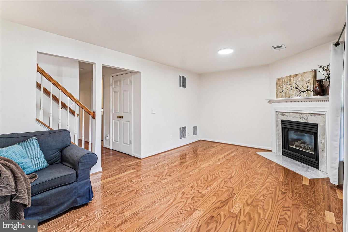 15521 PORT WASHINGTON CT, DUMFRIES, Virginia 22025, 3 Bedrooms Bedrooms, ,3 BathroomsBathrooms,Residential,For sale,15521 PORT WASHINGTON CT,VAPW2106728 MLS # VAPW2106728