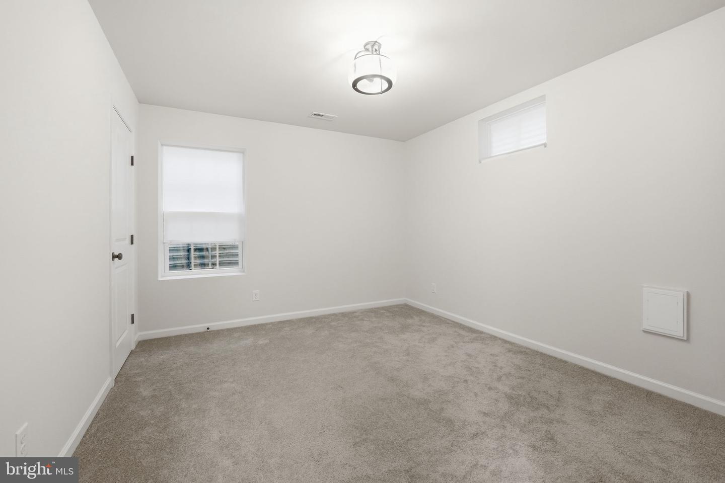 700 LEELAND RD, FREDERICKSBURG, Virginia 22405, 5 Bedrooms Bedrooms, 14 Rooms Rooms,3 BathroomsBathrooms,Residential,For sale,700 LEELAND RD,VAST2043822 MLS # VAST2043822