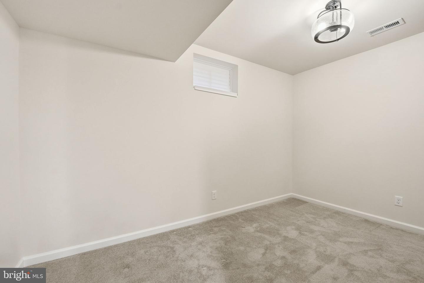 700 LEELAND RD, FREDERICKSBURG, Virginia 22405, 5 Bedrooms Bedrooms, 14 Rooms Rooms,3 BathroomsBathrooms,Residential,For sale,700 LEELAND RD,VAST2043822 MLS # VAST2043822