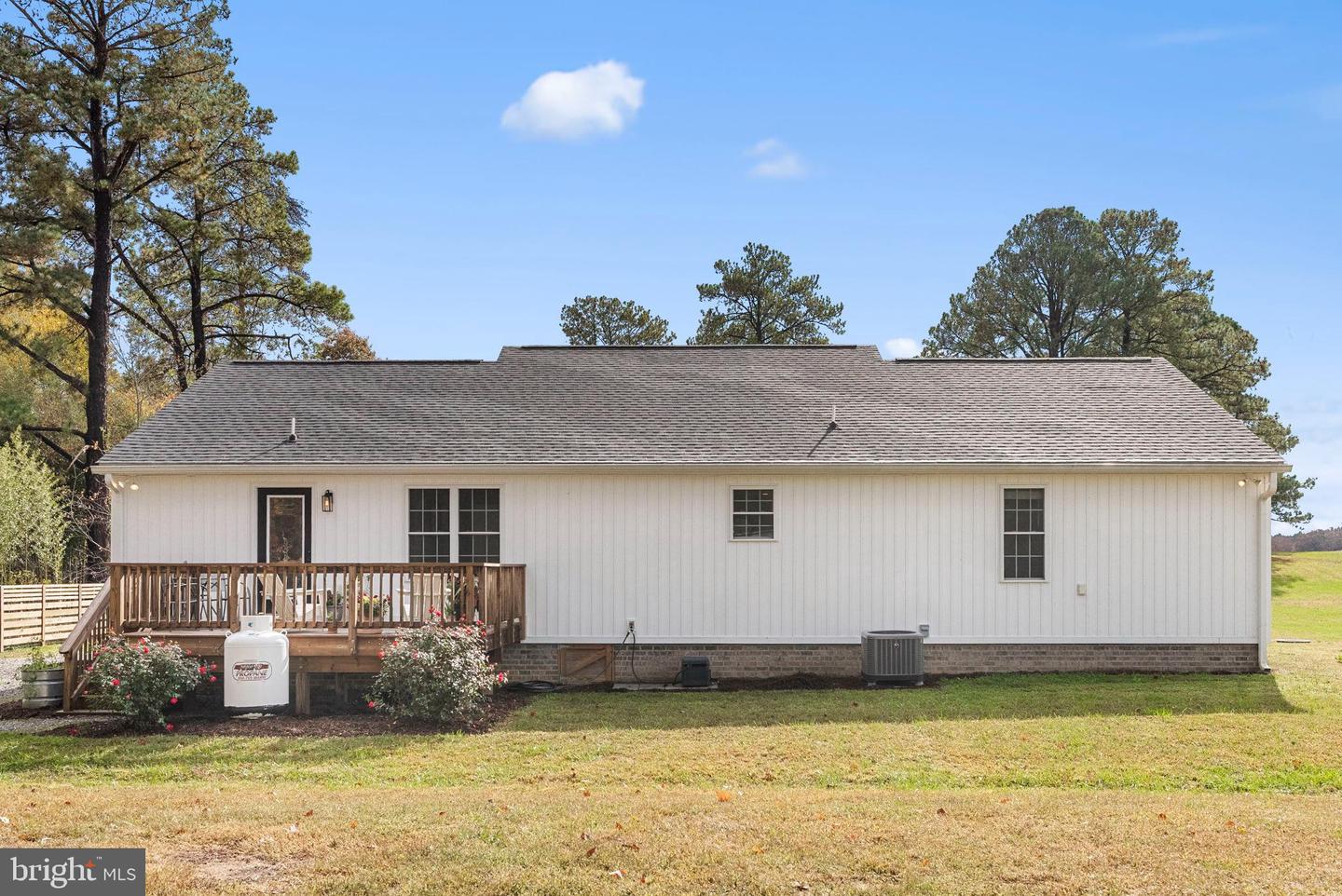 21287 SPARTA RD, MILFORD, Virginia 22514, 3 Bedrooms Bedrooms, 5 Rooms Rooms,2 BathroomsBathrooms,Residential,For sale,21287 SPARTA RD,VACV2009054 MLS # VACV2009054