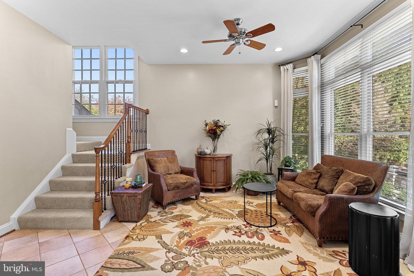 2793 MARSHALL LAKE DR, OAKTON, Virginia 22124, 5 Bedrooms Bedrooms, ,4 BathroomsBathrooms,Residential,For sale,2793 MARSHALL LAKE DR,VAFX2276364 MLS # VAFX2276364