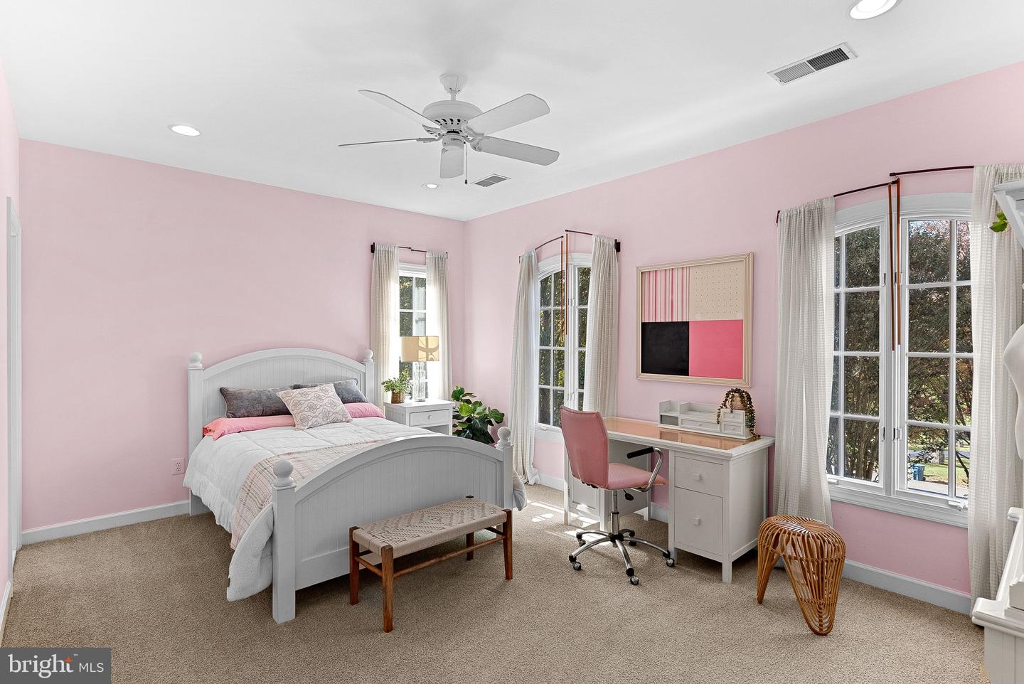 2793 MARSHALL LAKE DR, OAKTON, Virginia 22124, 5 Bedrooms Bedrooms, ,4 BathroomsBathrooms,Residential,For sale,2793 MARSHALL LAKE DR,VAFX2276364 MLS # VAFX2276364