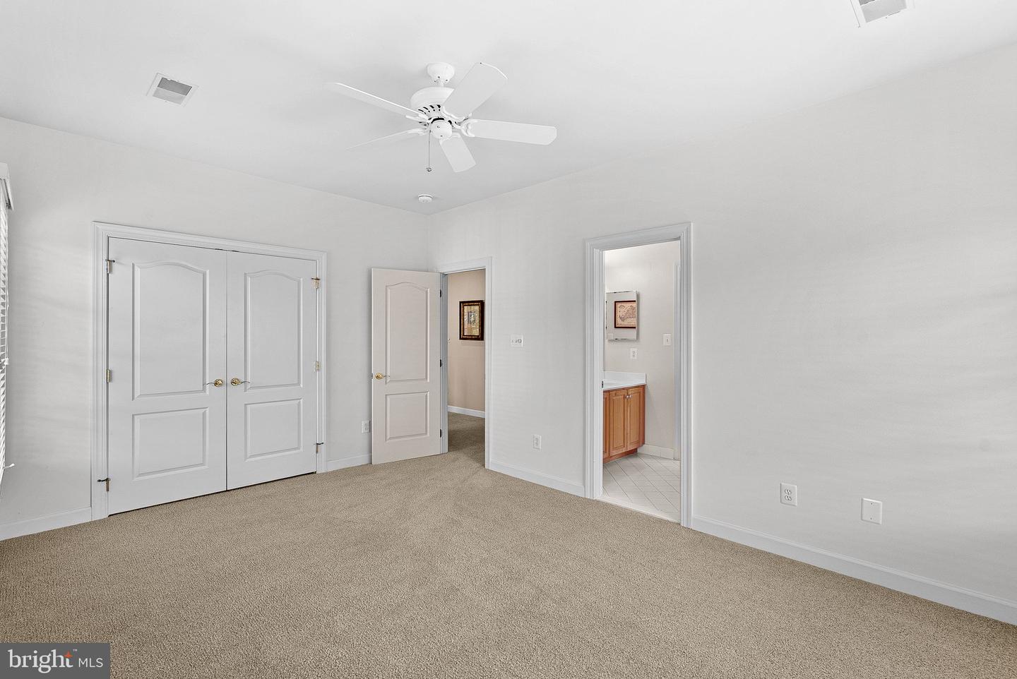 2793 MARSHALL LAKE DR, OAKTON, Virginia 22124, 5 Bedrooms Bedrooms, ,4 BathroomsBathrooms,Residential,For sale,2793 MARSHALL LAKE DR,VAFX2276364 MLS # VAFX2276364