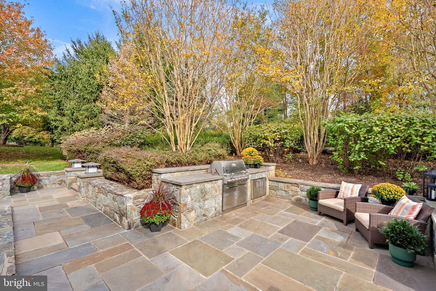 2793 MARSHALL LAKE DR, OAKTON, Virginia 22124, 5 Bedrooms Bedrooms, ,4 BathroomsBathrooms,Residential,For sale,2793 MARSHALL LAKE DR,VAFX2276364 MLS # VAFX2276364