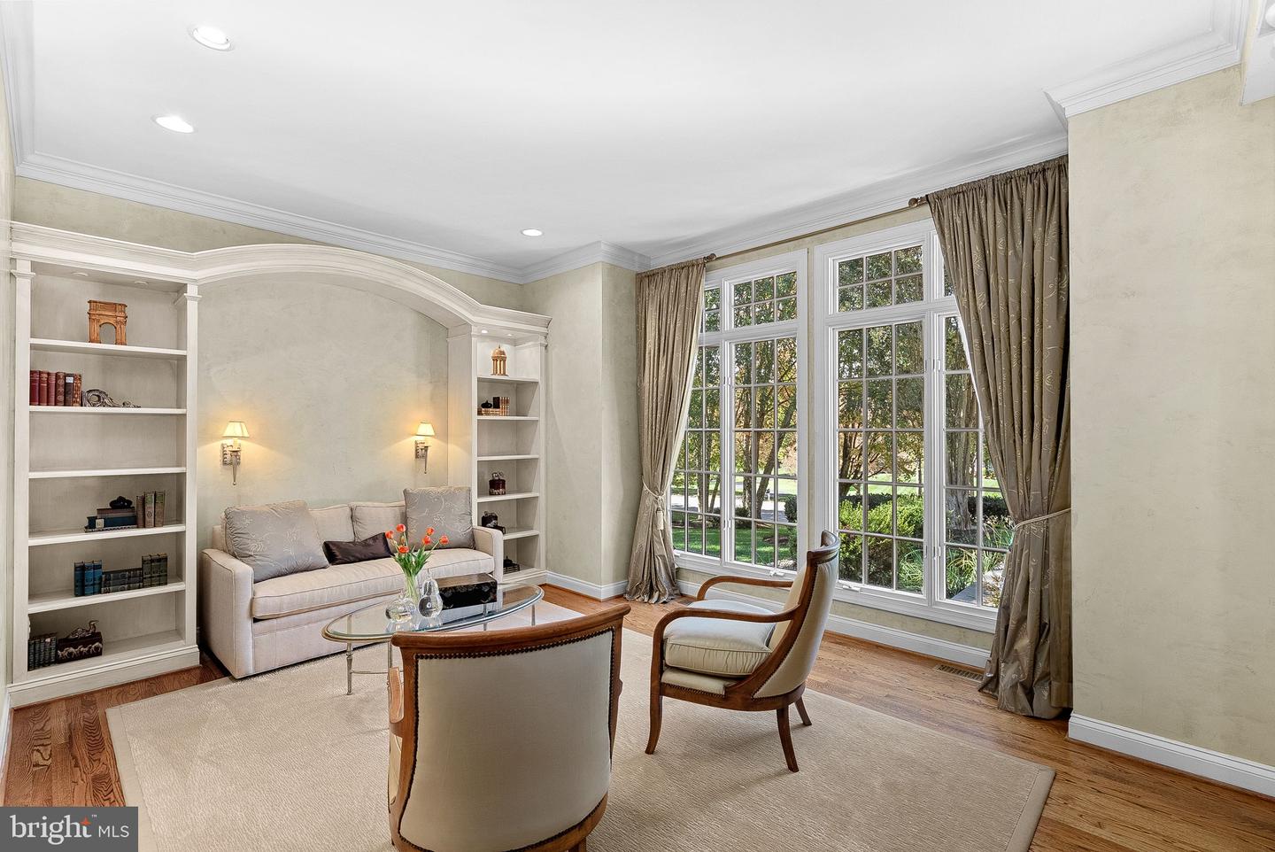2793 MARSHALL LAKE DR, OAKTON, Virginia 22124, 5 Bedrooms Bedrooms, ,4 BathroomsBathrooms,Residential,For sale,2793 MARSHALL LAKE DR,VAFX2276364 MLS # VAFX2276364