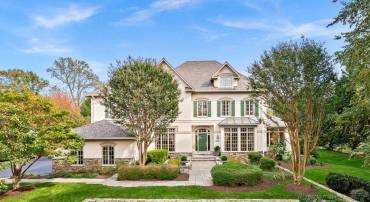 2793 MARSHALL LAKE DR, OAKTON, Virginia 22124, 5 Bedrooms Bedrooms, ,4 BathroomsBathrooms,Residential,For sale,2793 MARSHALL LAKE DR,VAFX2276364 MLS # VAFX2276364