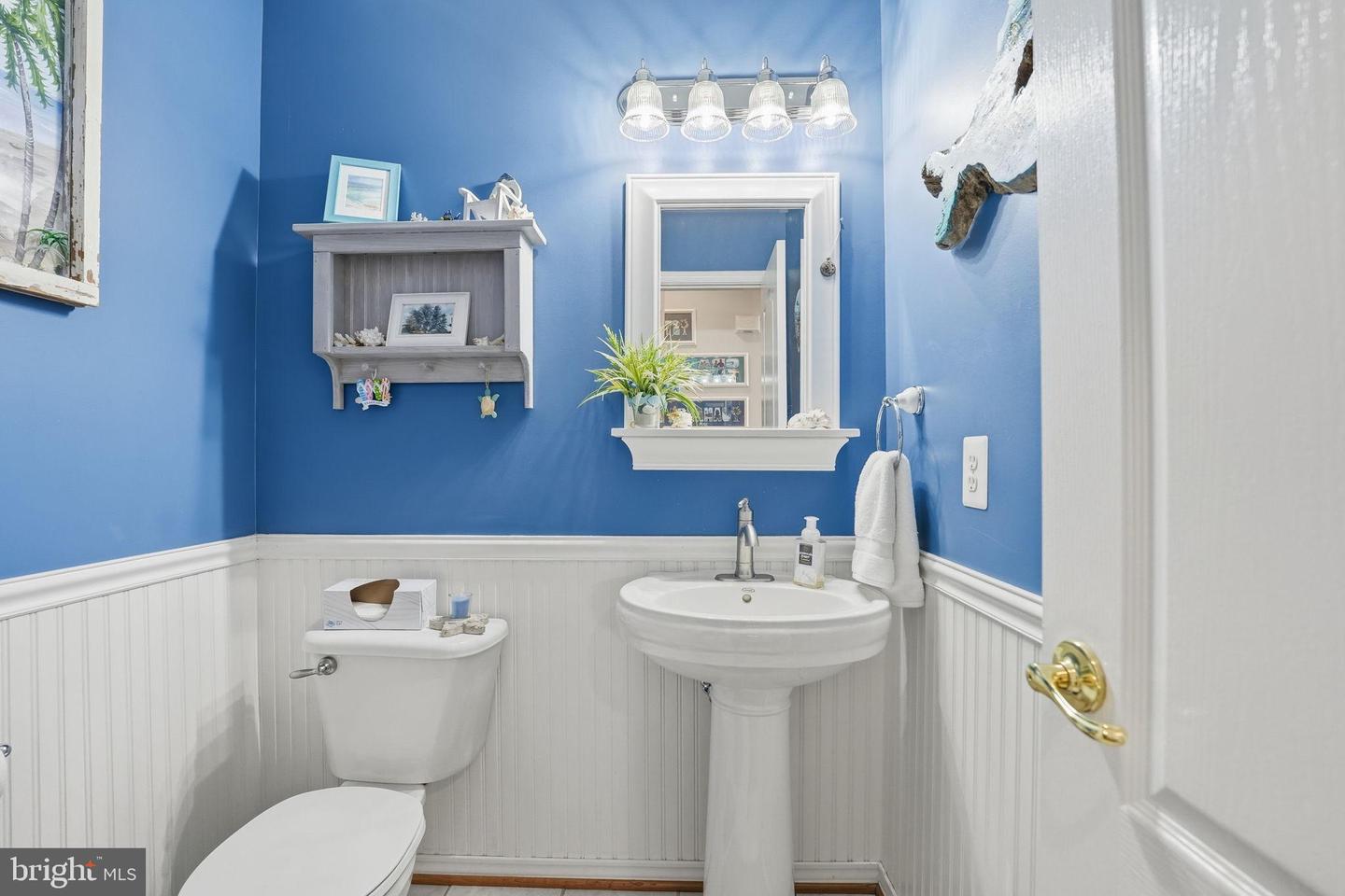 13019 TORCHLIGHT DR, WOODBRIDGE, Virginia 22193, 4 Bedrooms Bedrooms, 14 Rooms Rooms,3 BathroomsBathrooms,Residential,For sale,13019 TORCHLIGHT DR,VAPW2106868 MLS # VAPW2106868