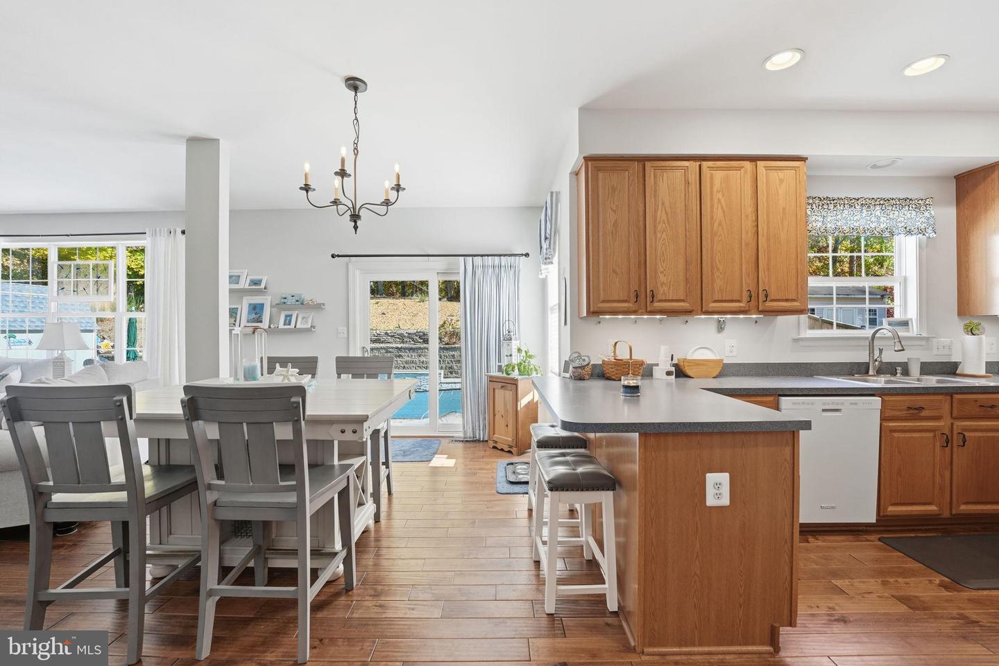 13019 TORCHLIGHT DR, WOODBRIDGE, Virginia 22193, 4 Bedrooms Bedrooms, 14 Rooms Rooms,3 BathroomsBathrooms,Residential,For sale,13019 TORCHLIGHT DR,VAPW2106868 MLS # VAPW2106868