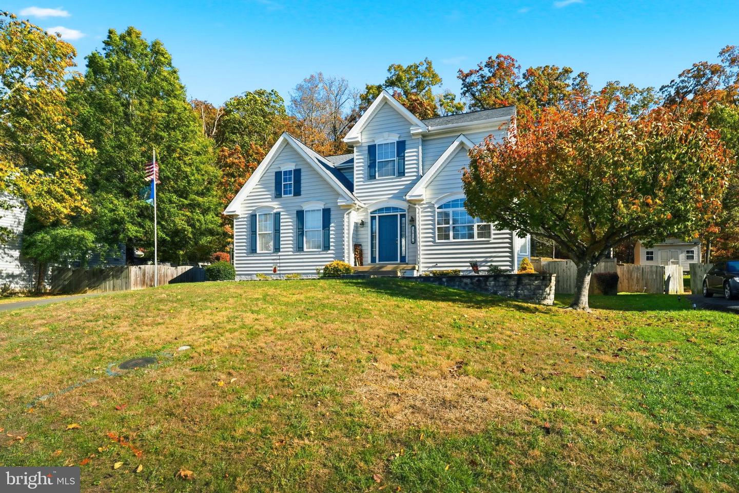 13019 TORCHLIGHT DR, WOODBRIDGE, Virginia 22193, 4 Bedrooms Bedrooms, 14 Rooms Rooms,3 BathroomsBathrooms,Residential,For sale,13019 TORCHLIGHT DR,VAPW2106868 MLS # VAPW2106868