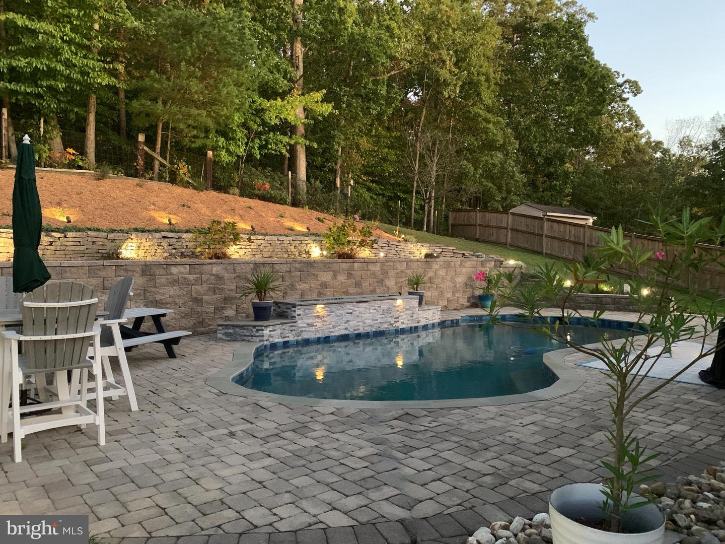 13019 TORCHLIGHT DR, WOODBRIDGE, Virginia 22193, 4 Bedrooms Bedrooms, 14 Rooms Rooms,3 BathroomsBathrooms,Residential,For sale,13019 TORCHLIGHT DR,VAPW2106868 MLS # VAPW2106868