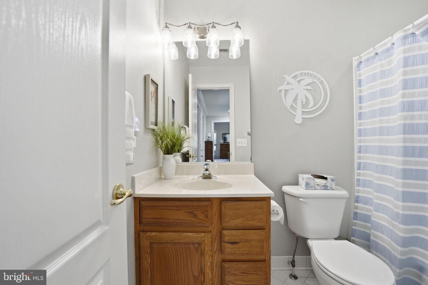 13019 TORCHLIGHT DR, WOODBRIDGE, Virginia 22193, 4 Bedrooms Bedrooms, 14 Rooms Rooms,3 BathroomsBathrooms,Residential,For sale,13019 TORCHLIGHT DR,VAPW2106868 MLS # VAPW2106868