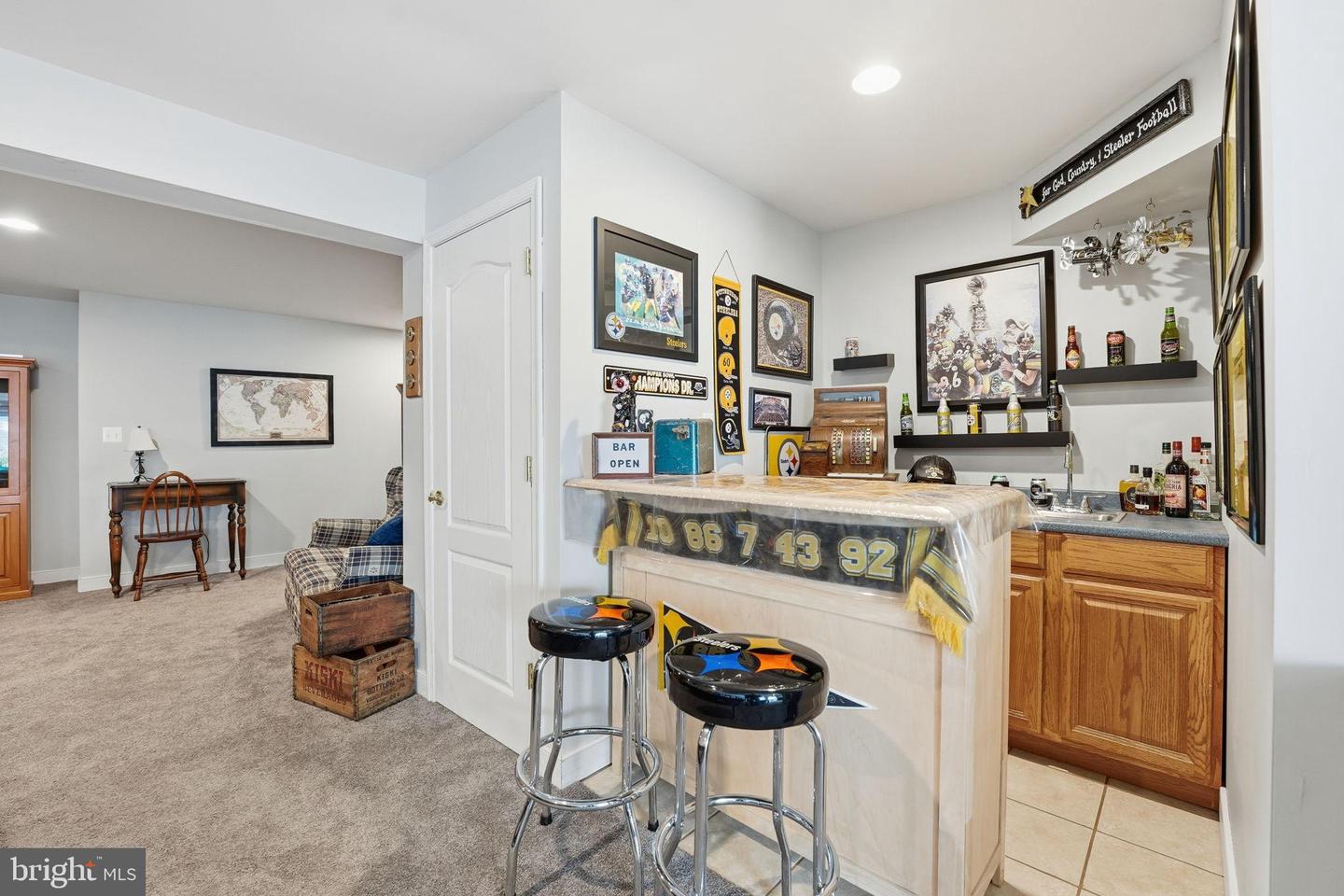 13019 TORCHLIGHT DR, WOODBRIDGE, Virginia 22193, 4 Bedrooms Bedrooms, 14 Rooms Rooms,3 BathroomsBathrooms,Residential,For sale,13019 TORCHLIGHT DR,VAPW2106868 MLS # VAPW2106868