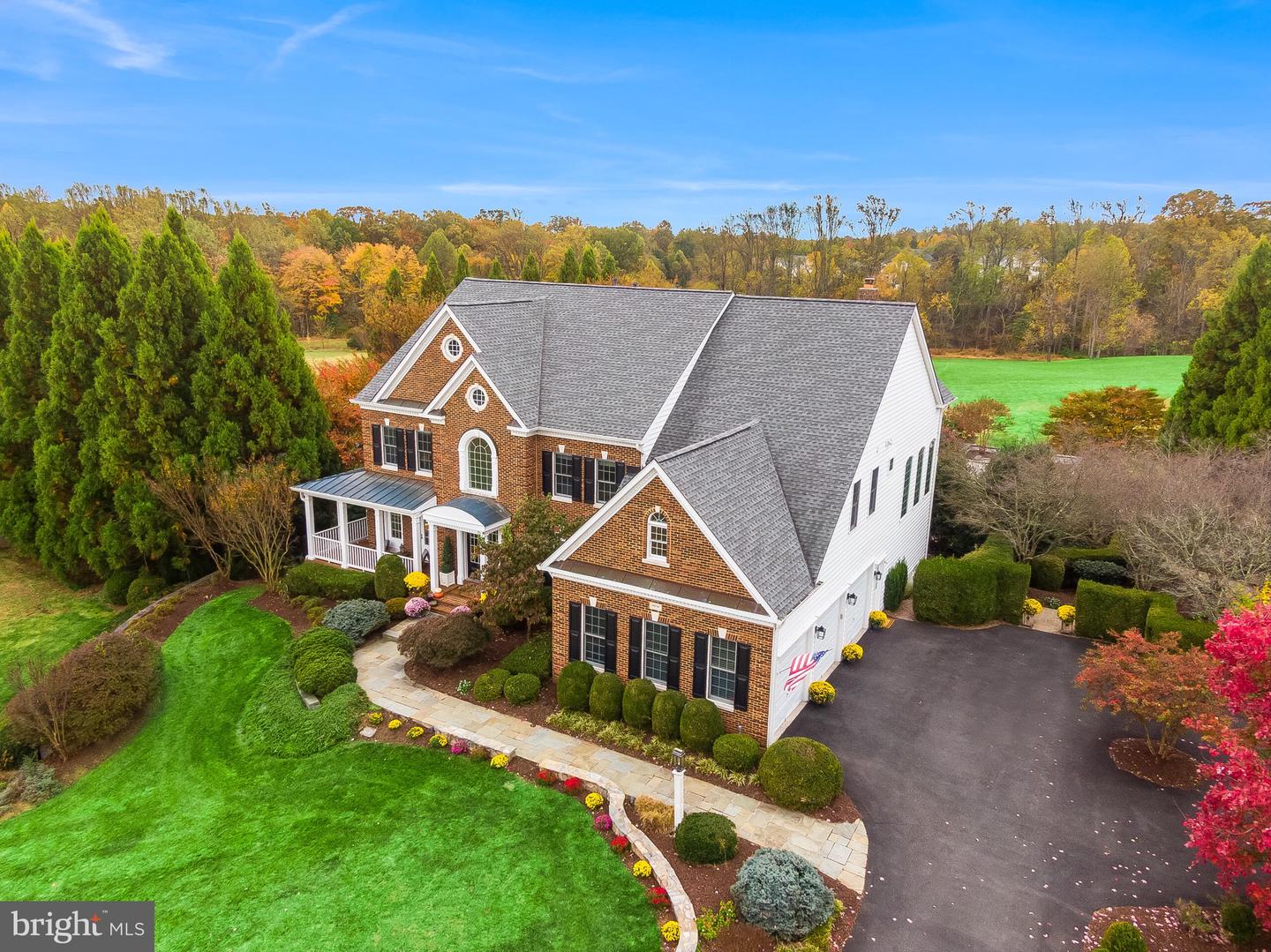 40747 LENAH RUN CIR, ALDIE, Virginia 20105, 5 Bedrooms Bedrooms, ,6 BathroomsBathrooms,Residential,For sale,40747 LENAH RUN CIR,VALO2110146 MLS # VALO2110146 40747 LENAH RUN CIR, ALDIE, Virginia 20105, 5 Bedrooms Bedrooms, ,6 BathroomsBathrooms,Residential,For sale,40747 LENAH RUN CIR,VALO2110146 MLS # VALO2110146