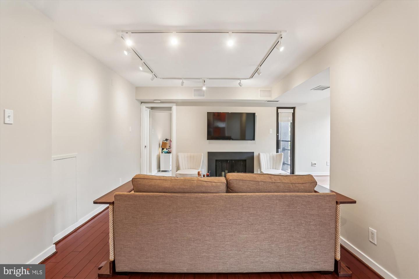 2501 K ST NW #5A, WASHINGTON, District Of Columbia 20037, 1 Bedroom Bedrooms, ,1 BathroomBathrooms,Residential,For sale,2501 K ST NW #5A,DCDC2229890 MLS # DCDC2229890 2501 K ST NW #5A, WASHINGTON, District Of Columbia 20037, 1 Bedroom Bedrooms, ,1 BathroomBathrooms,Residential,For sale,2501 K ST NW #5A,DCDC2229890 MLS # DCDC2229890