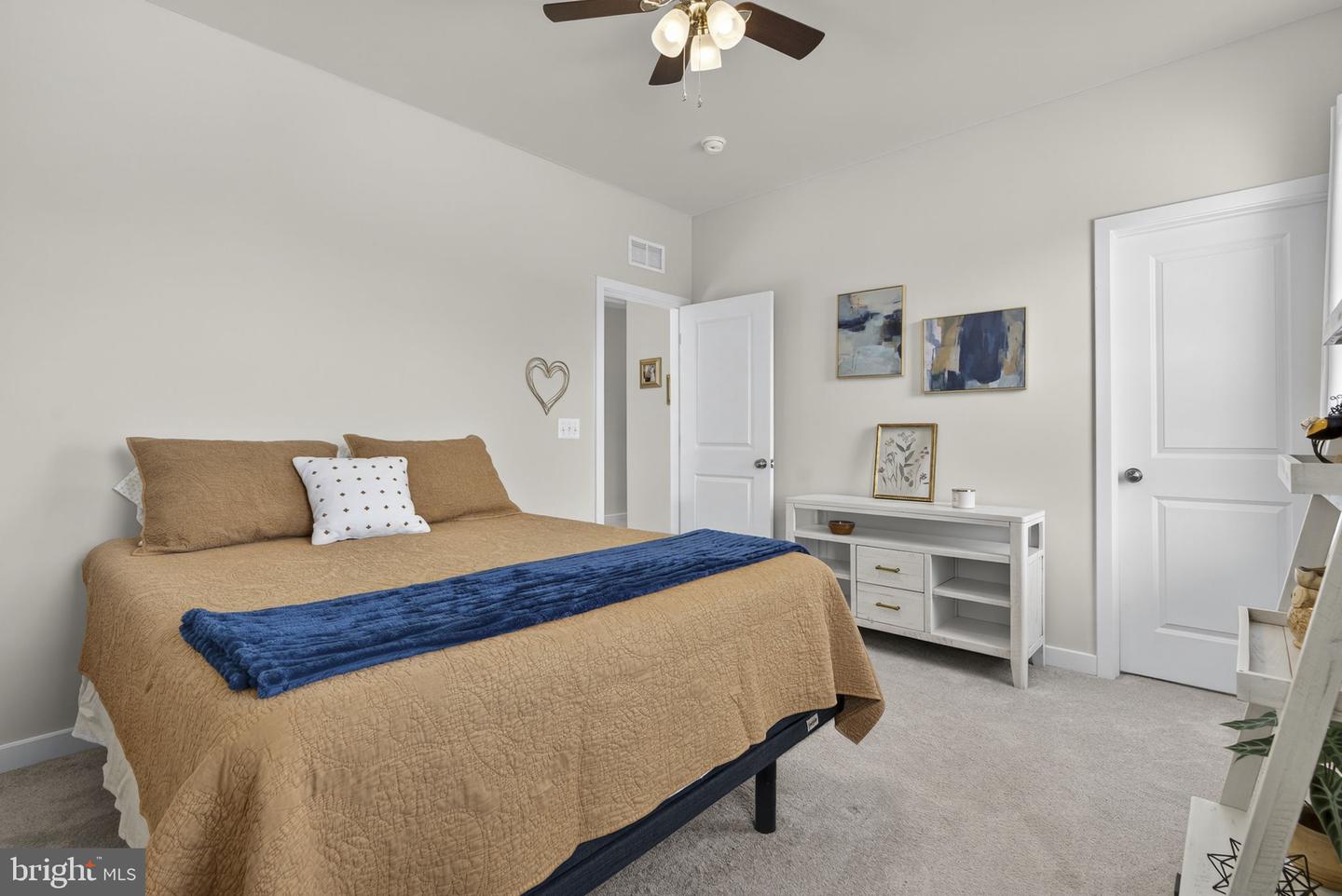 326 LEHIGH DR, WINCHESTER, Virginia 22602, 4 Bedrooms Bedrooms, ,2 BathroomsBathrooms,Residential,For sale,326 LEHIGH DR,VAFV2037712 MLS # VAFV2037712 326 LEHIGH DR, WINCHESTER, Virginia 22602, 4 Bedrooms Bedrooms, ,2 BathroomsBathrooms,Residential,For sale,326 LEHIGH DR,VAFV2037712 MLS # VAFV2037712