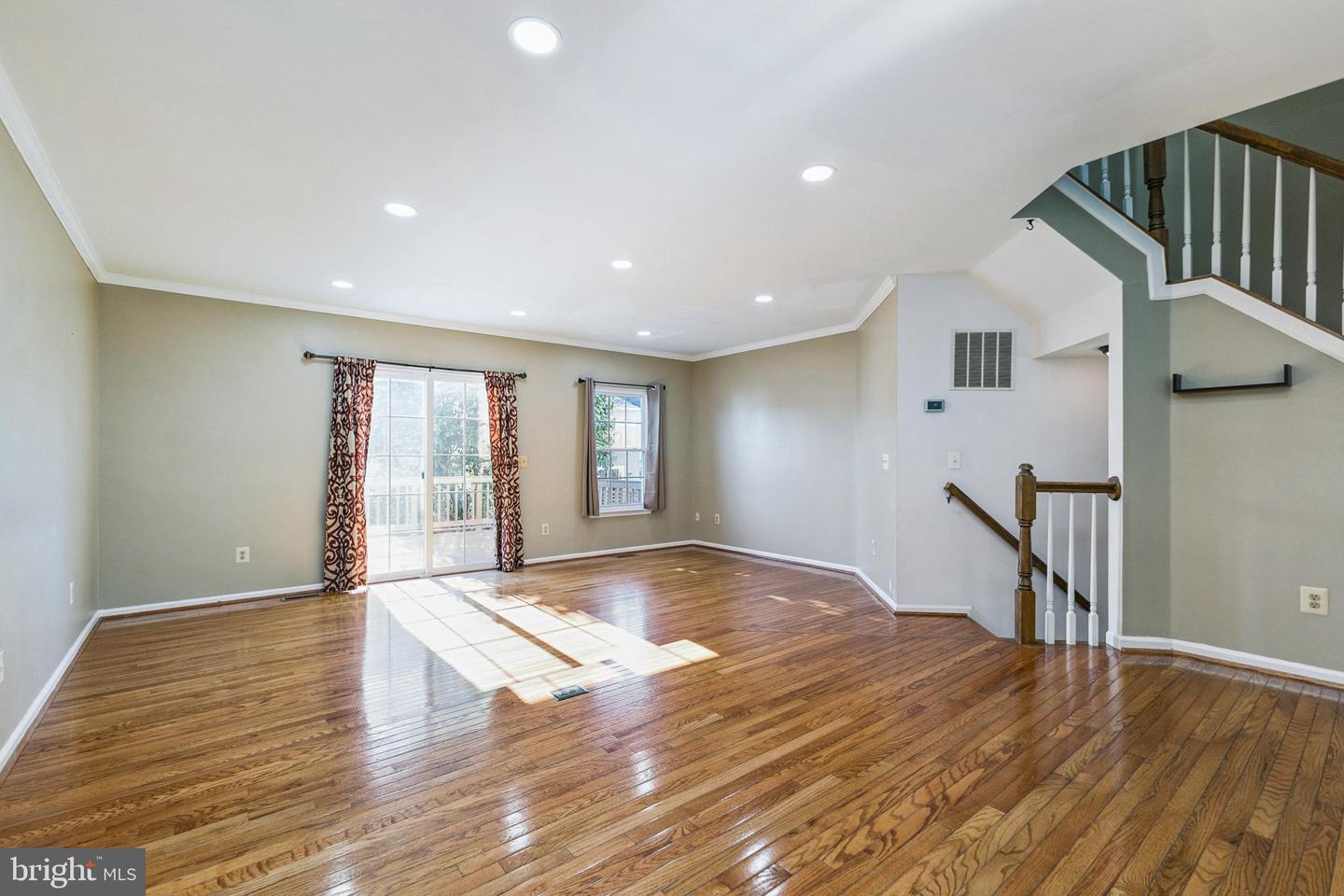 9061 SLATE STONE LOOP, BRISTOW, Virginia 20136, 3 Bedrooms Bedrooms, 7 Rooms Rooms,2 BathroomsBathrooms,Residential,For sale,9061 SLATE STONE LOOP,VAPW2106842 MLS # VAPW2106842