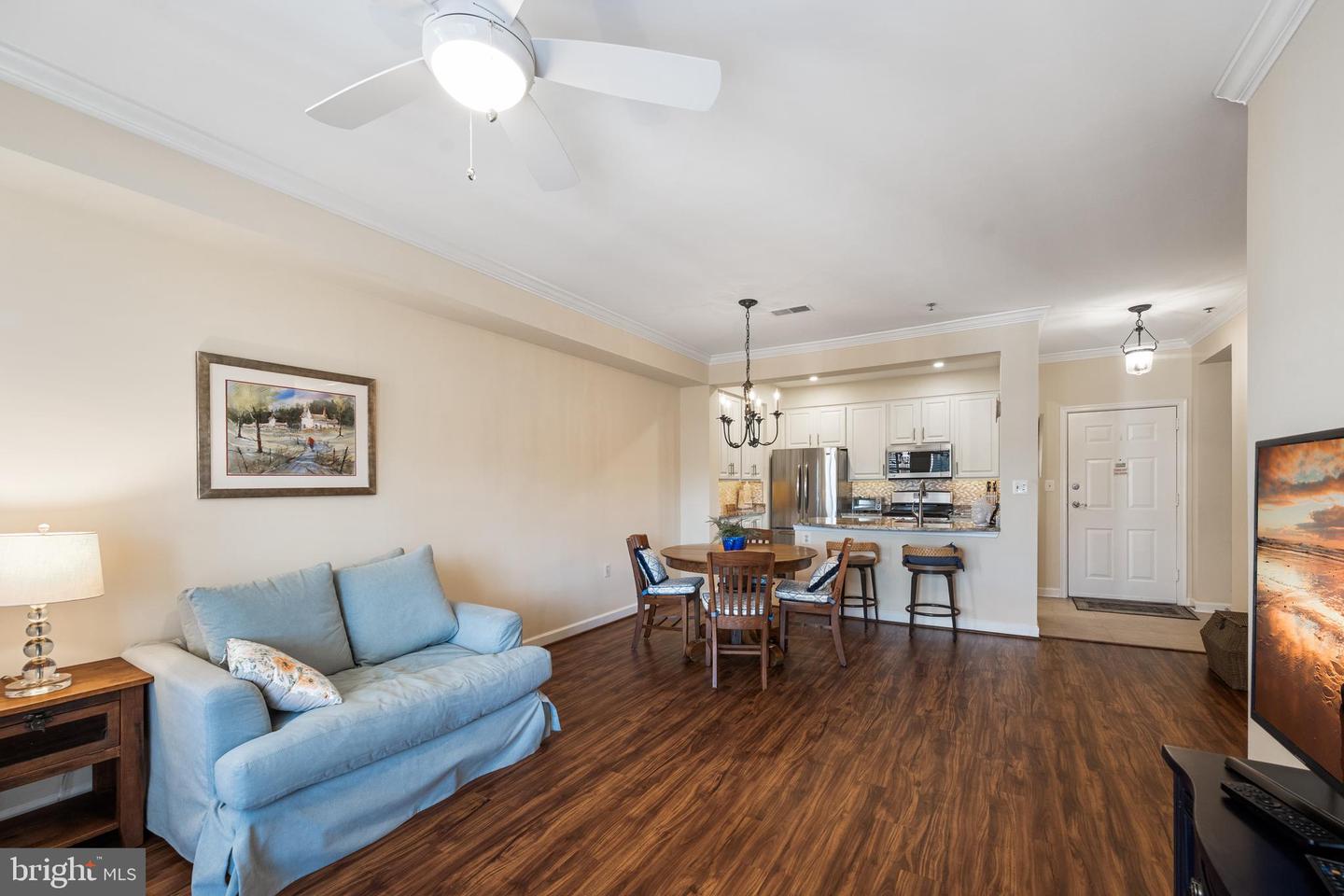 10328 SAGER AVE #424, FAIRFAX, Virginia 22030, 2 Bedrooms Bedrooms, ,2 BathroomsBathrooms,Residential,For sale,10328 SAGER AVE #424,VAFC2007266 MLS # VAFC2007266