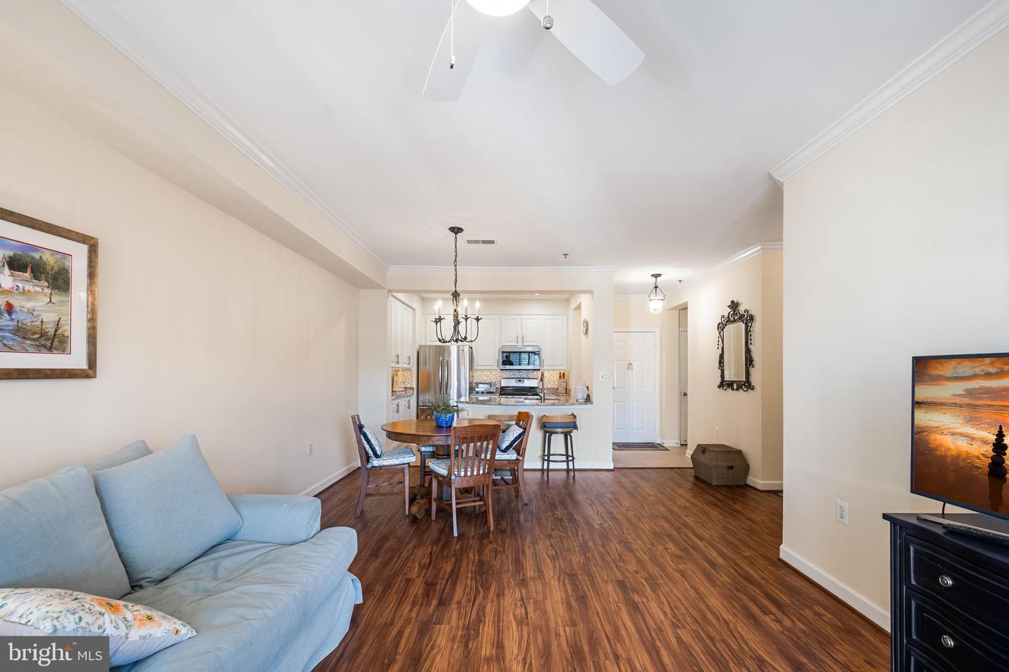 10328 SAGER AVE #424, FAIRFAX, Virginia 22030, 2 Bedrooms Bedrooms, ,2 BathroomsBathrooms,Residential,For sale,10328 SAGER AVE #424,VAFC2007266 MLS # VAFC2007266