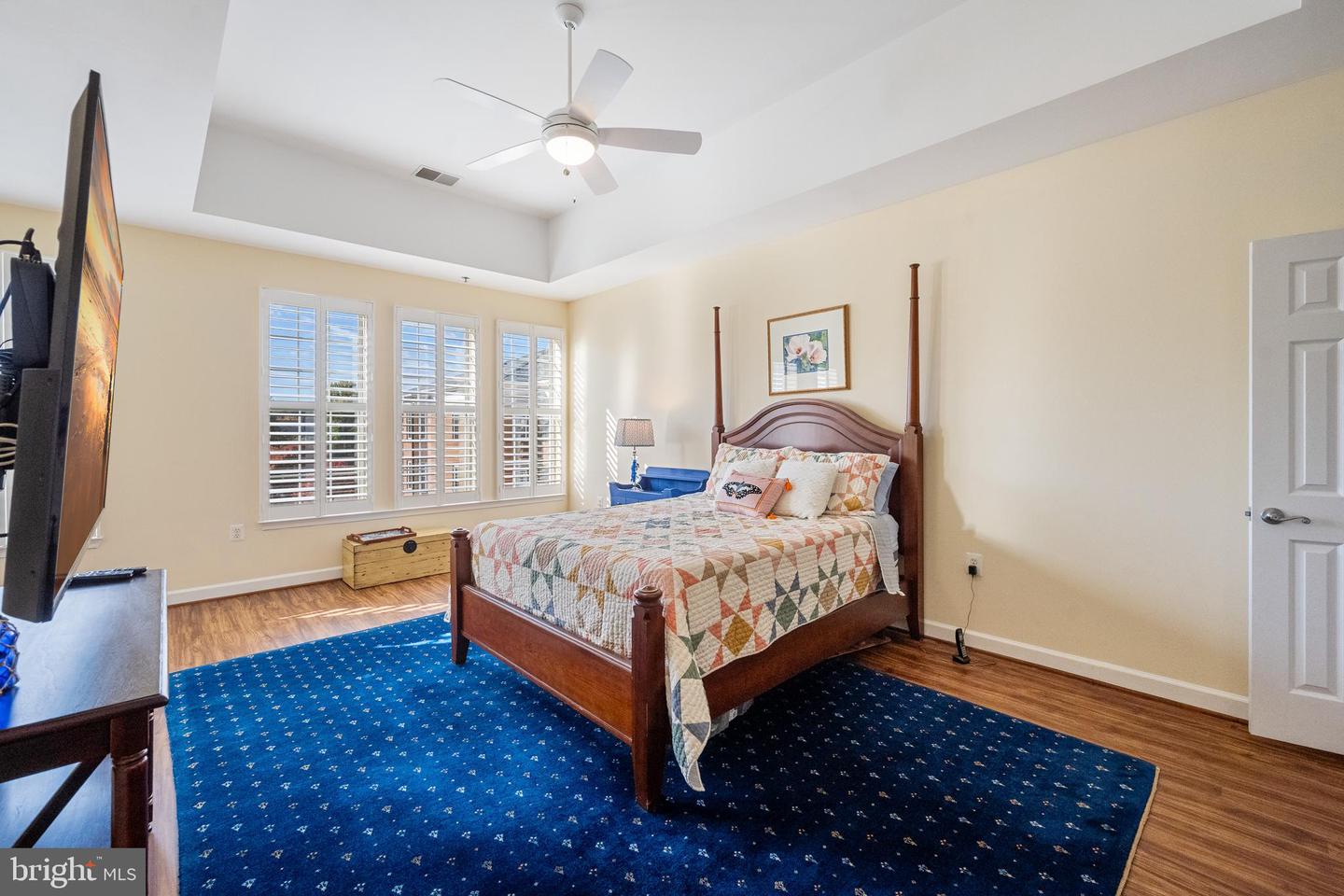 10328 SAGER AVE #424, FAIRFAX, Virginia 22030, 2 Bedrooms Bedrooms, ,2 BathroomsBathrooms,Residential,For sale,10328 SAGER AVE #424,VAFC2007266 MLS # VAFC2007266