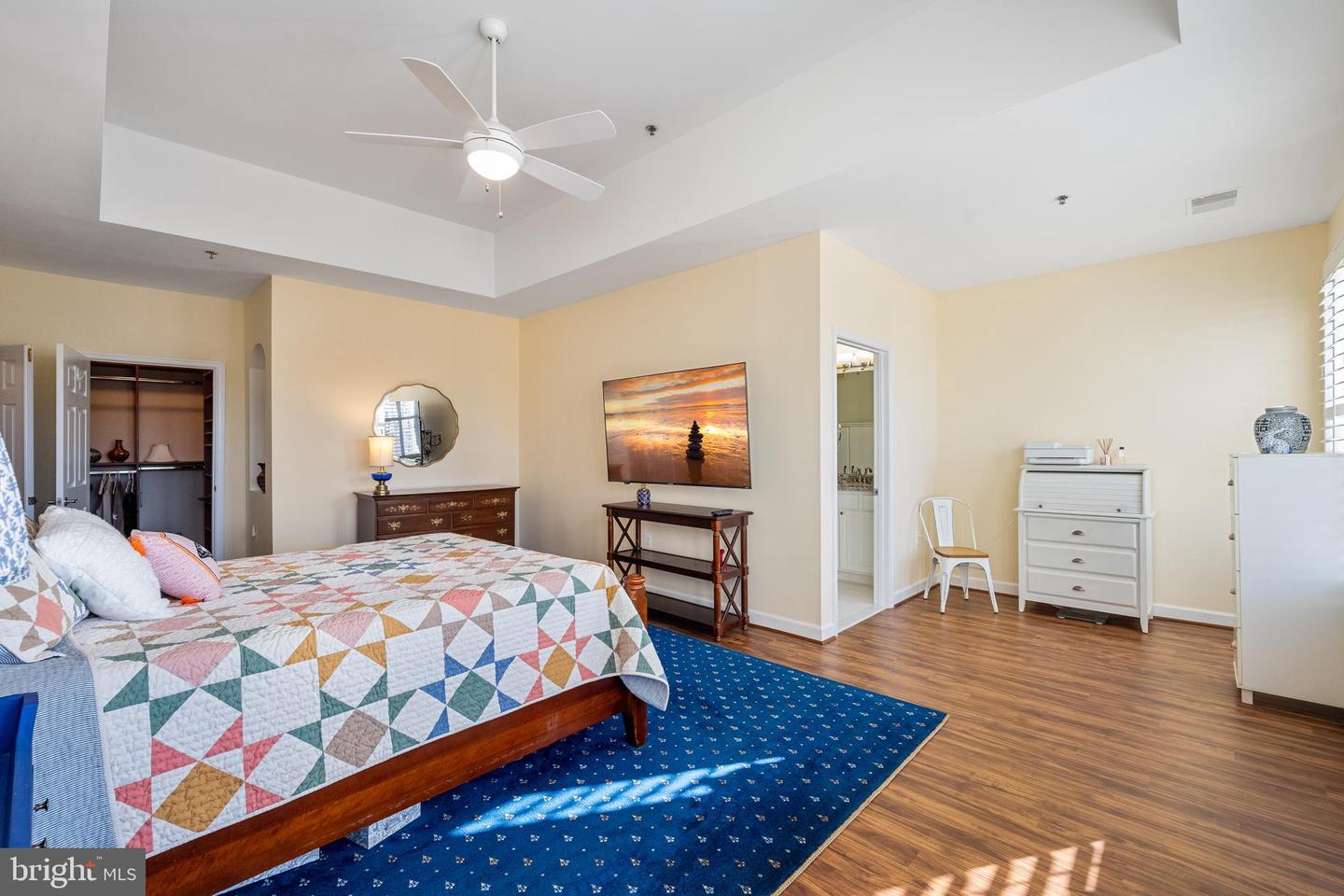 10328 SAGER AVE #424, FAIRFAX, Virginia 22030, 2 Bedrooms Bedrooms, ,2 BathroomsBathrooms,Residential,For sale,10328 SAGER AVE #424,VAFC2007266 MLS # VAFC2007266