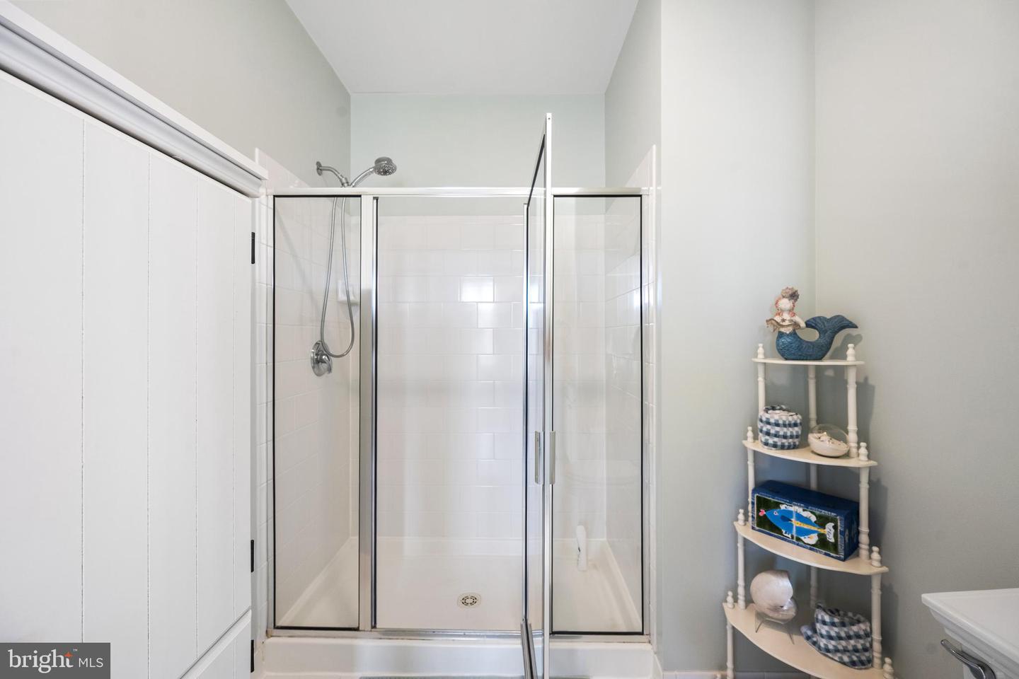 10328 SAGER AVE #424, FAIRFAX, Virginia 22030, 2 Bedrooms Bedrooms, ,2 BathroomsBathrooms,Residential,For sale,10328 SAGER AVE #424,VAFC2007266 MLS # VAFC2007266