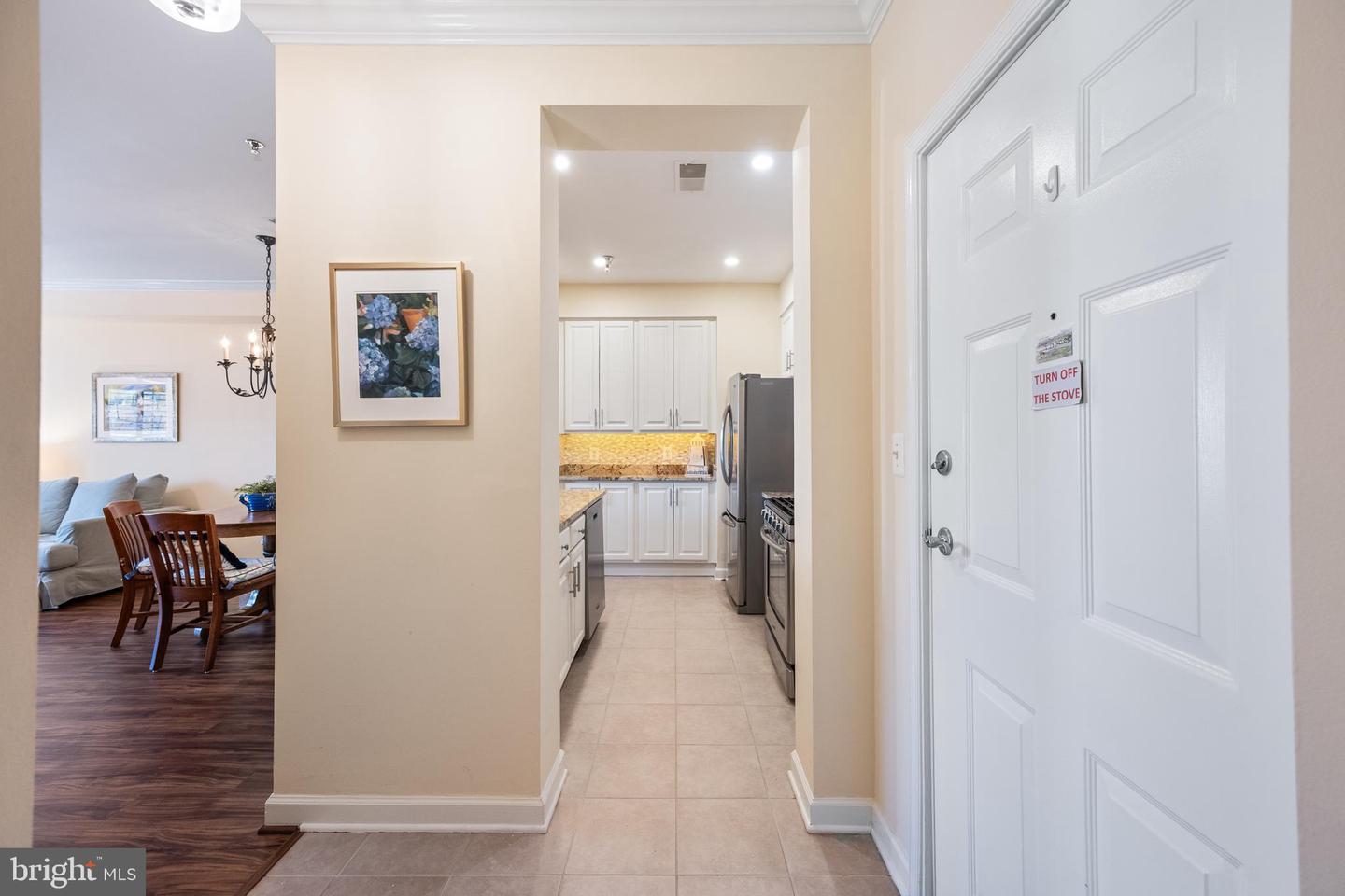 10328 SAGER AVE #424, FAIRFAX, Virginia 22030, 2 Bedrooms Bedrooms, ,2 BathroomsBathrooms,Residential,For sale,10328 SAGER AVE #424,VAFC2007266 MLS # VAFC2007266