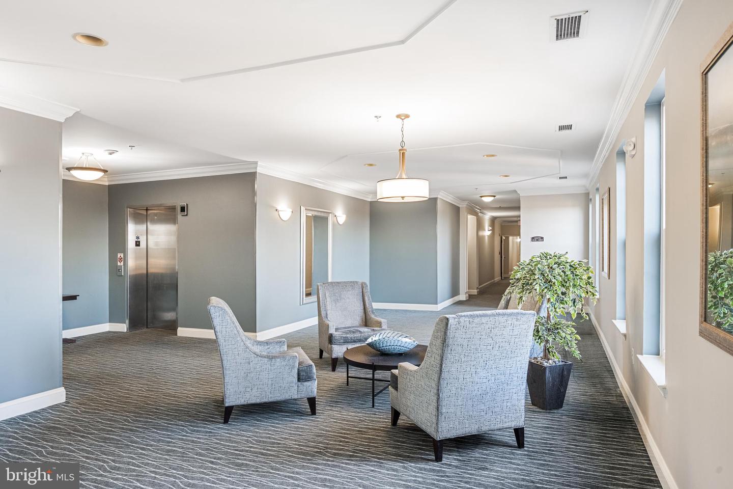 10328 SAGER AVE #424, FAIRFAX, Virginia 22030, 2 Bedrooms Bedrooms, ,2 BathroomsBathrooms,Residential,For sale,10328 SAGER AVE #424,VAFC2007266 MLS # VAFC2007266