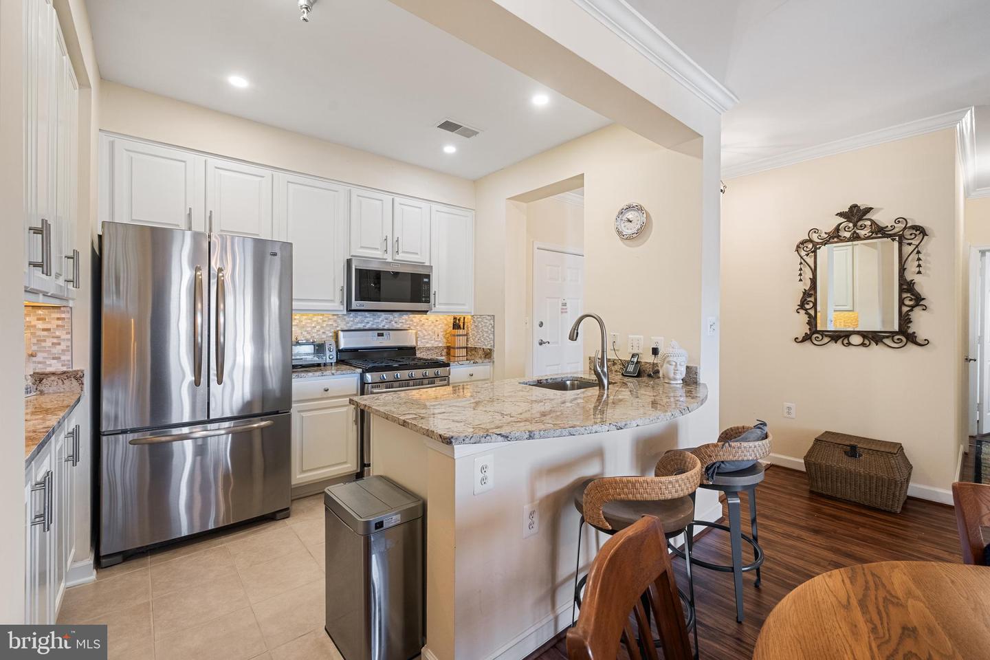 10328 SAGER AVE #424, FAIRFAX, Virginia 22030, 2 Bedrooms Bedrooms, ,2 BathroomsBathrooms,Residential,For sale,10328 SAGER AVE #424,VAFC2007266 MLS # VAFC2007266