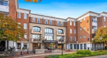 10328 SAGER AVE #424, FAIRFAX, Virginia 22030, 2 Bedrooms Bedrooms, ,2 BathroomsBathrooms,Residential,For sale,10328 SAGER AVE #424,VAFC2007266 MLS # VAFC2007266