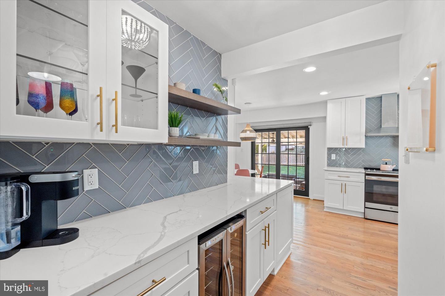 934 HARRIMAN ST, GREAT FALLS, Virginia 22066, 4 Bedrooms Bedrooms, 7 Rooms Rooms,3 BathroomsBathrooms,Residential,For sale,934 HARRIMAN ST,VAFX2276676 MLS # VAFX2276676