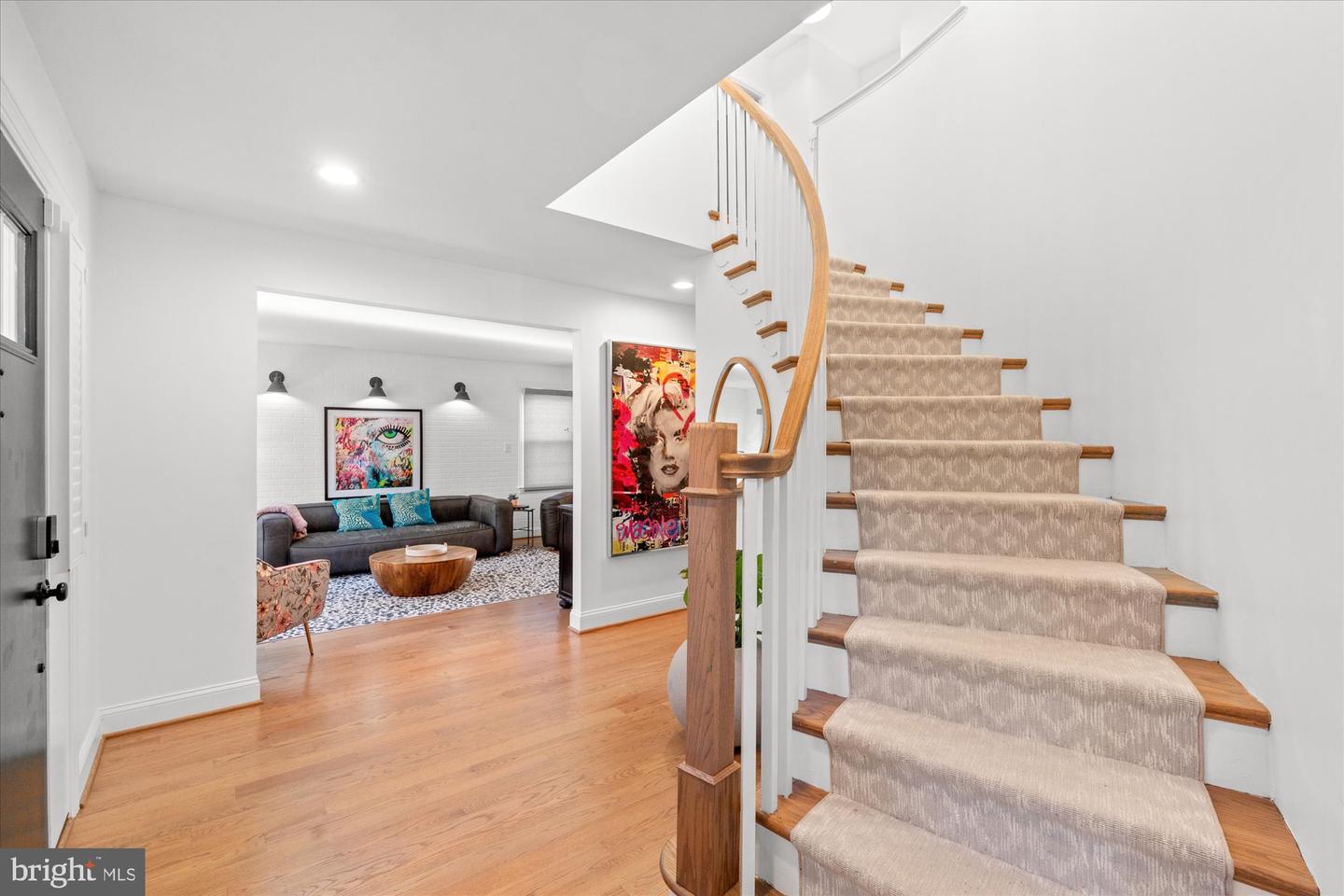 934 HARRIMAN ST, GREAT FALLS, Virginia 22066, 4 Bedrooms Bedrooms, 7 Rooms Rooms,3 BathroomsBathrooms,Residential,For sale,934 HARRIMAN ST,VAFX2276676 MLS # VAFX2276676