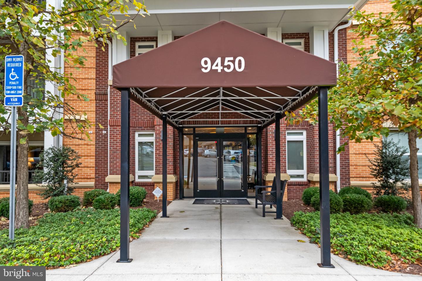 9450 SILVER KING CT #202, FAIRFAX, Virginia 22031, 3 Bedrooms Bedrooms, ,2 BathroomsBathrooms,Residential,For sale,9450 SILVER KING CT #202,VAFC2007268 MLS # VAFC2007268